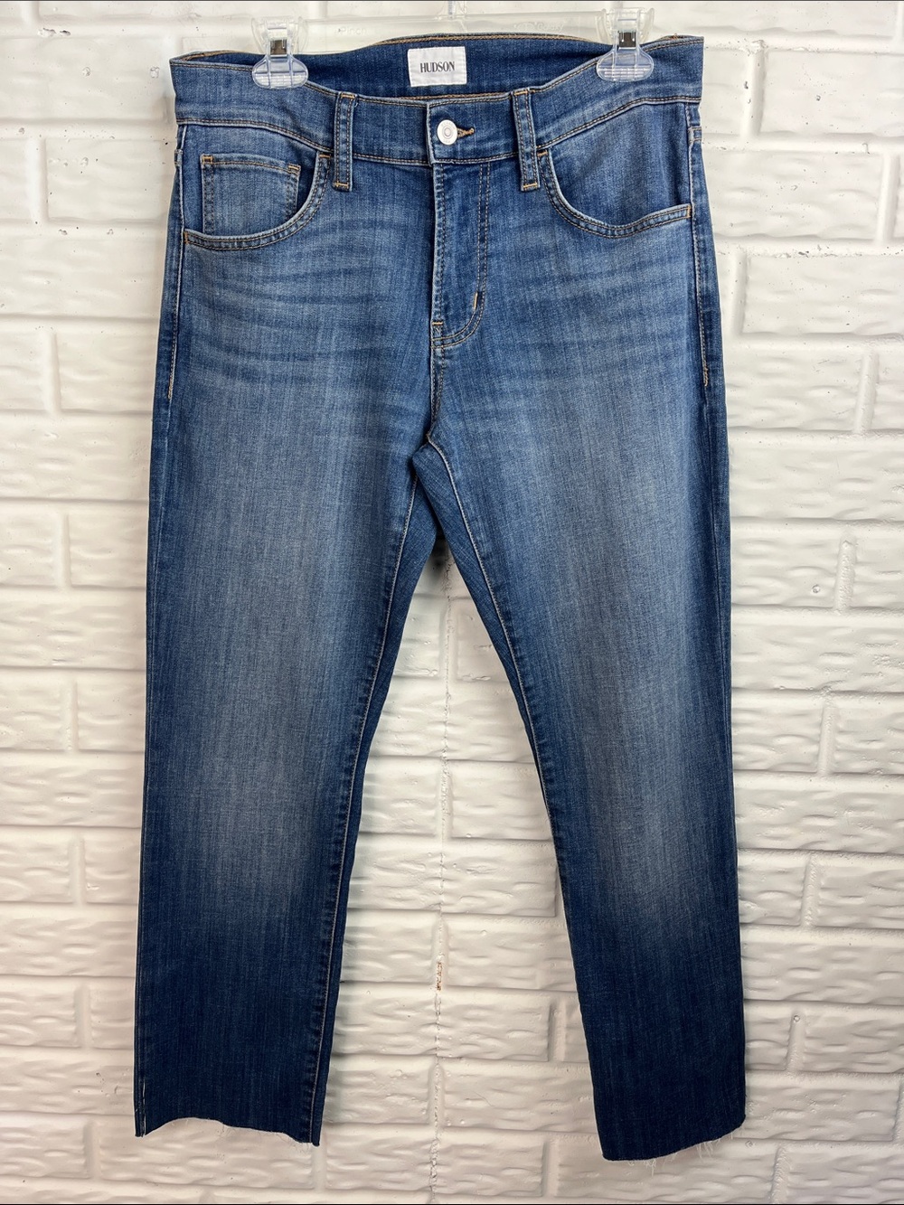 HUDSON BYRON JEANS STRAIGHT LEG RAW HEM 28 inseam Size 29